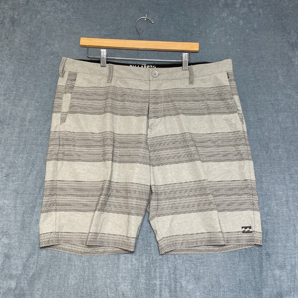 Billabong Boardshorts Mens 38 Gray Striped Flat Front Beach Summer Swimwear